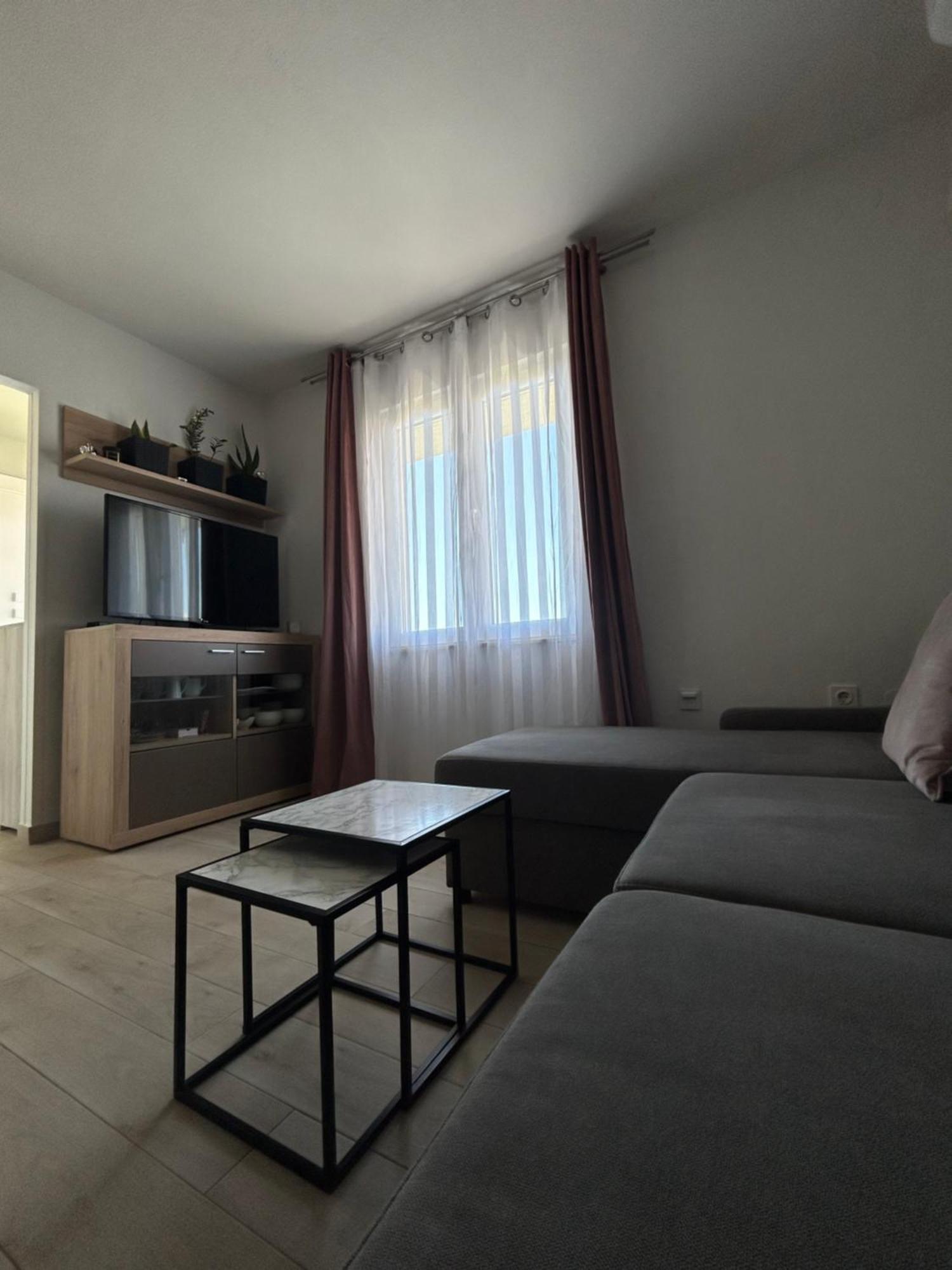 Apartment Salov Trogir Exterior photo