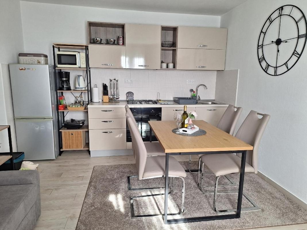 Apartment Salov Trogir Room photo